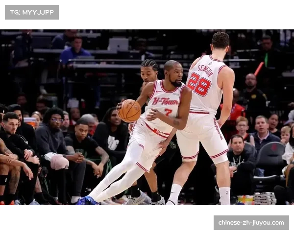 火箭残阵客场逆转雷霆展现团队深度与防守韧性 火箭残阵客场逆转雷霆展现团队深度与防守韧性